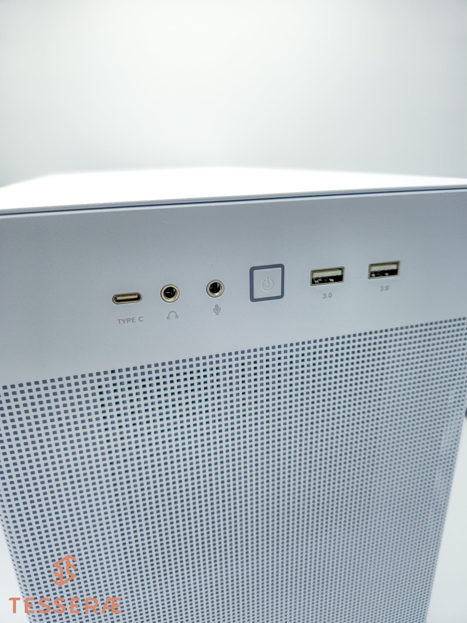 Quick Ship White - Mirage - AMD Ryzen 9 9950X3D CPU with RTX 4090