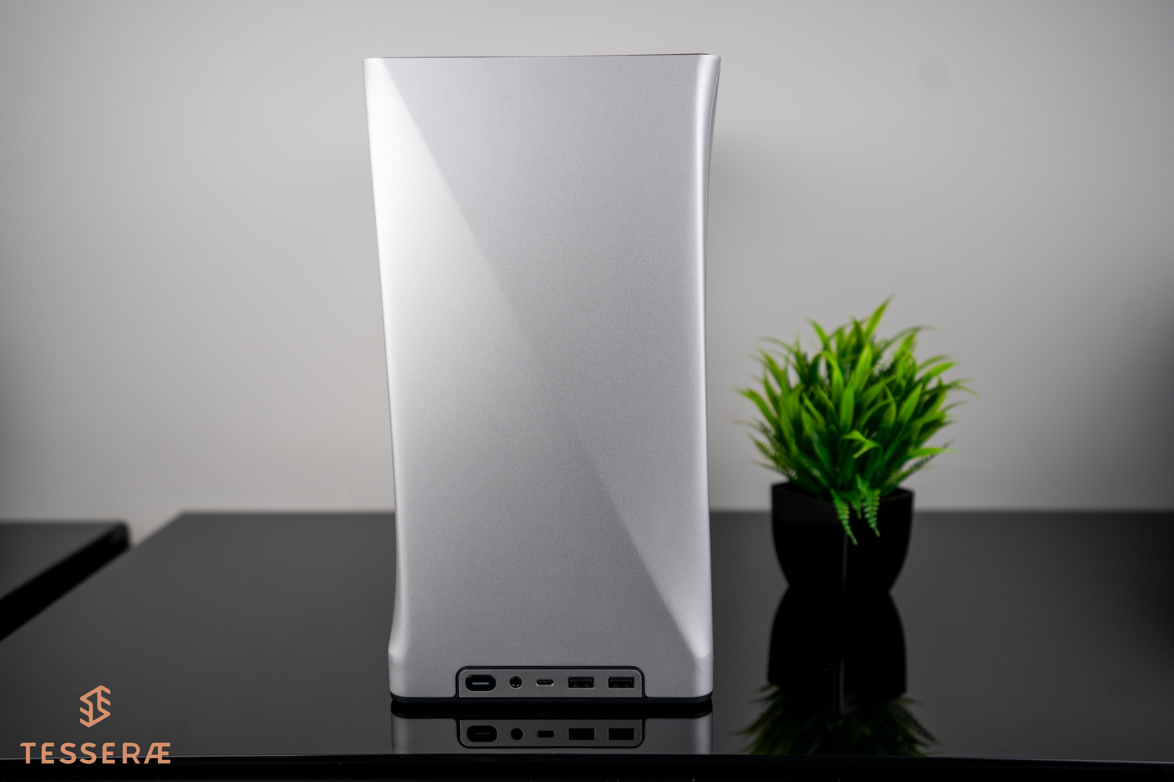 Quick Ship Silver Exo - 9800X3D CPU with RTX 4080 Super graphics card