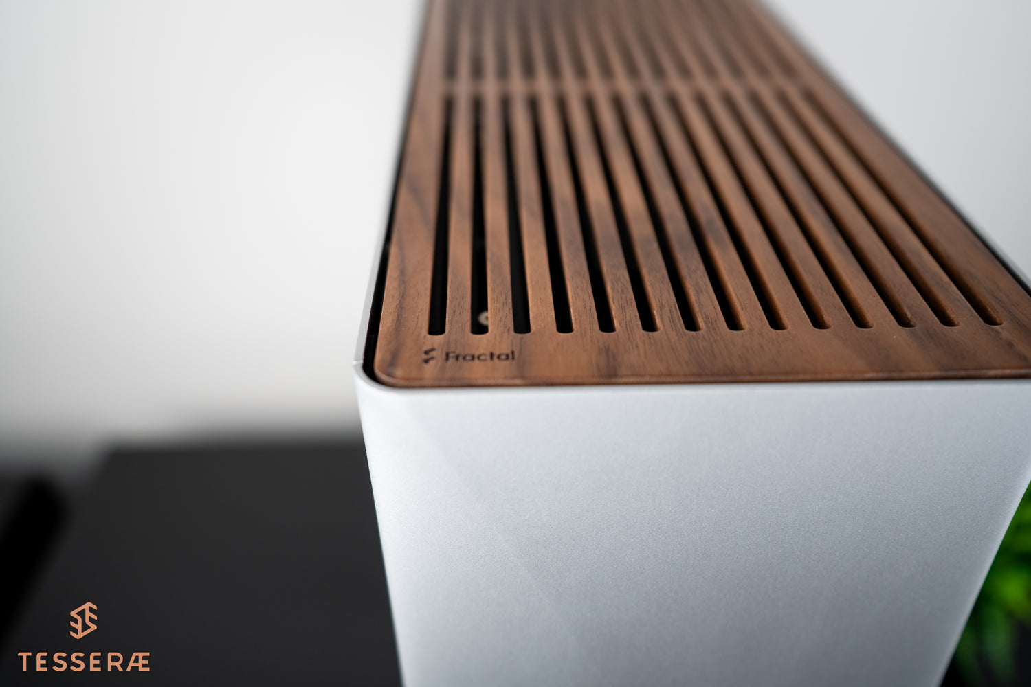 Quick Ship Silver Exo - 9800X3D CPU with RTX 4080 Super graphics card