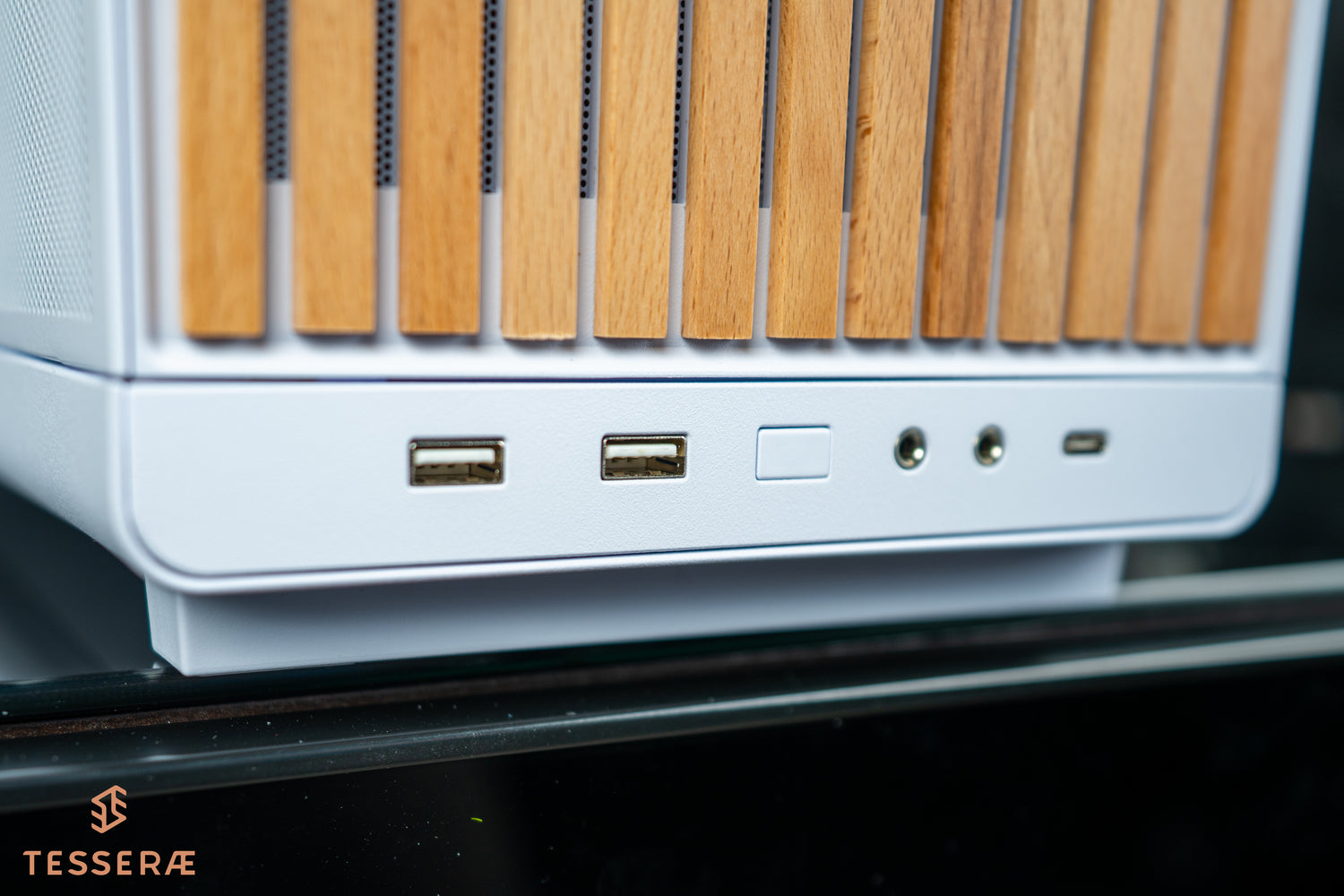 Quick Ship - Jetstream White - AMD Ryzen 7 9800X3D CPU with AMD 9070 XT