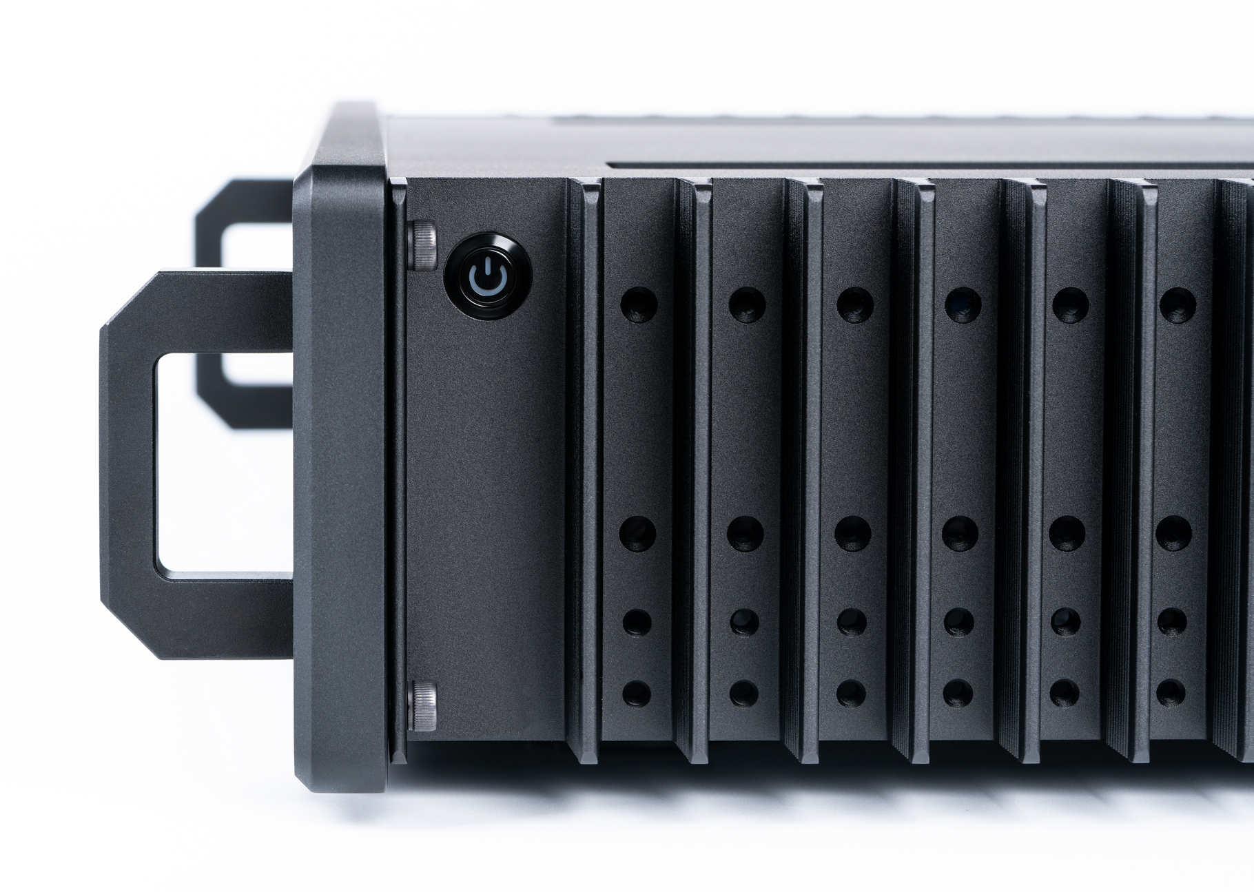 Custom HDPLEX H5 Fanless HTPC Build - 16 Liter