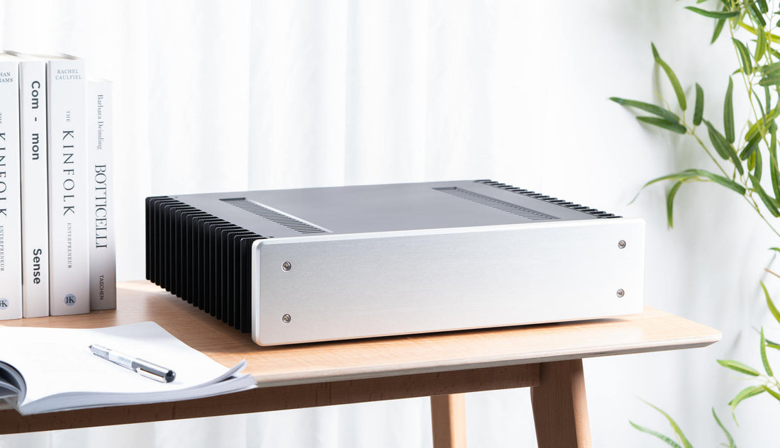 Custom HDPLEX H5 Fanless HTPC Build - 16 Liter